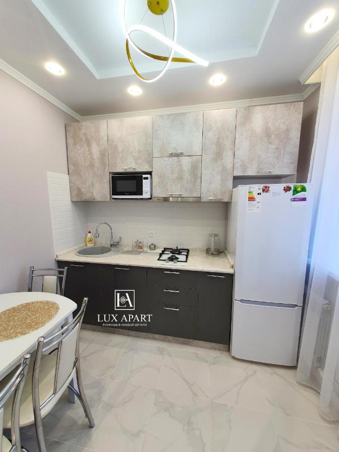 Lux апартаменты в центре Караганды на 45 квартале Караганда Экстерьер фото